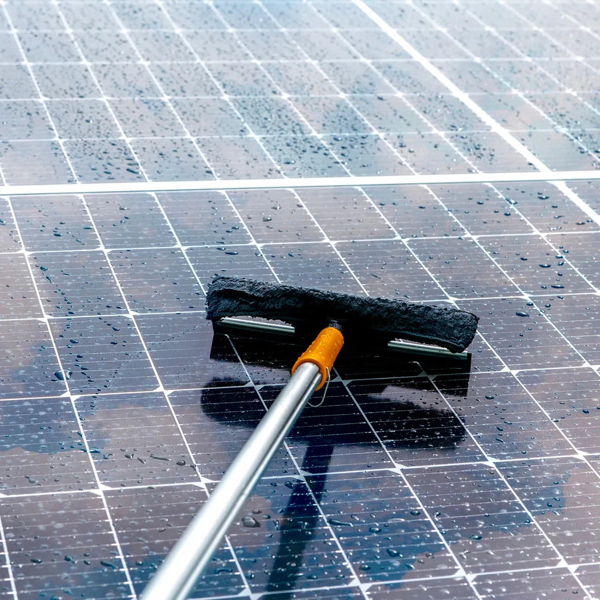 Nettoyage panneaux solaires