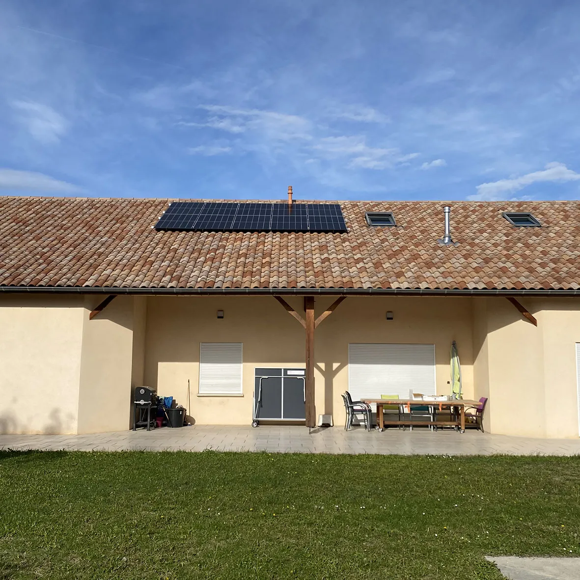 Pannaux photovoltaique ambeÌrieu en bugey
